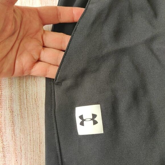 Under Armour tapered zip hem track pants sz M - Picture 7 of 9